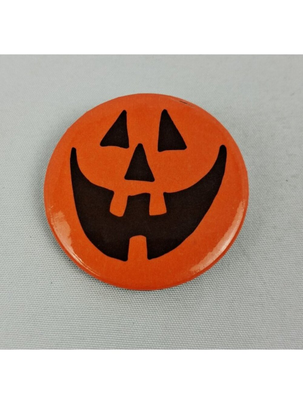 Vintage Hallmark Halloween Jack-O-Lantern Metal Button Pin 1980's